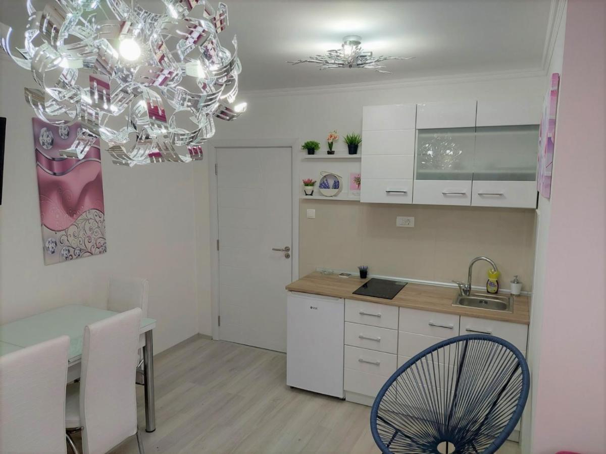 City Lux Apartments Skopje Esterno foto