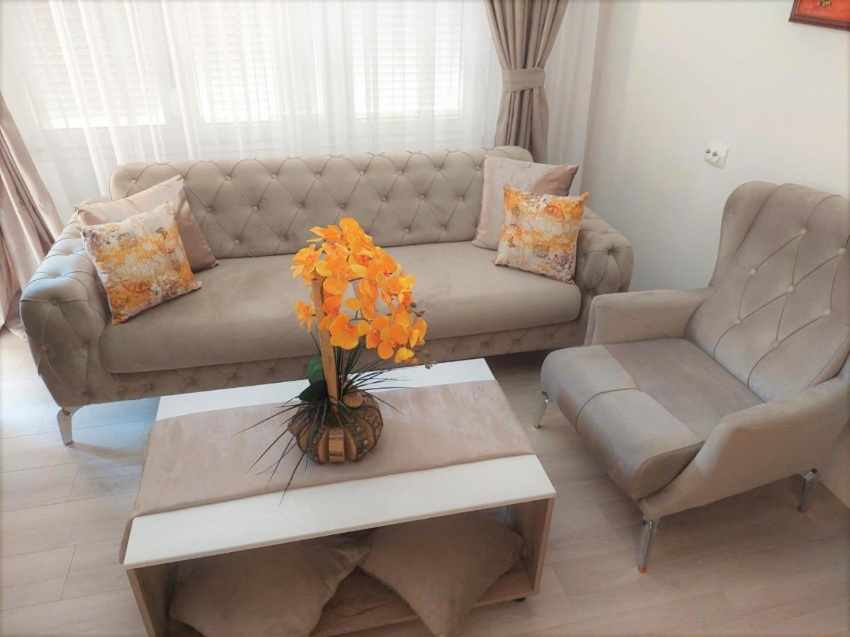 City Lux Apartments Skopje Esterno foto