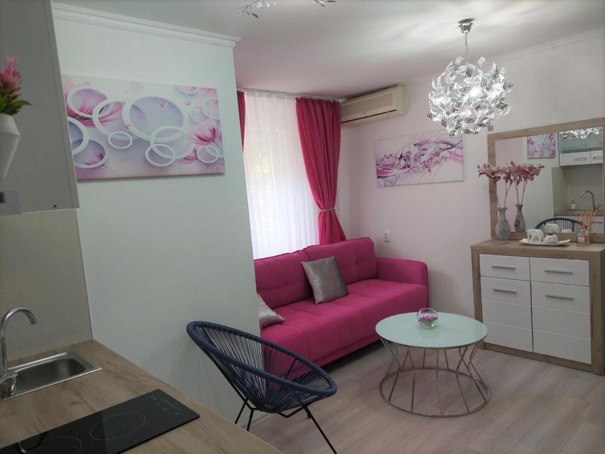 City Lux Apartments Skopje Esterno foto