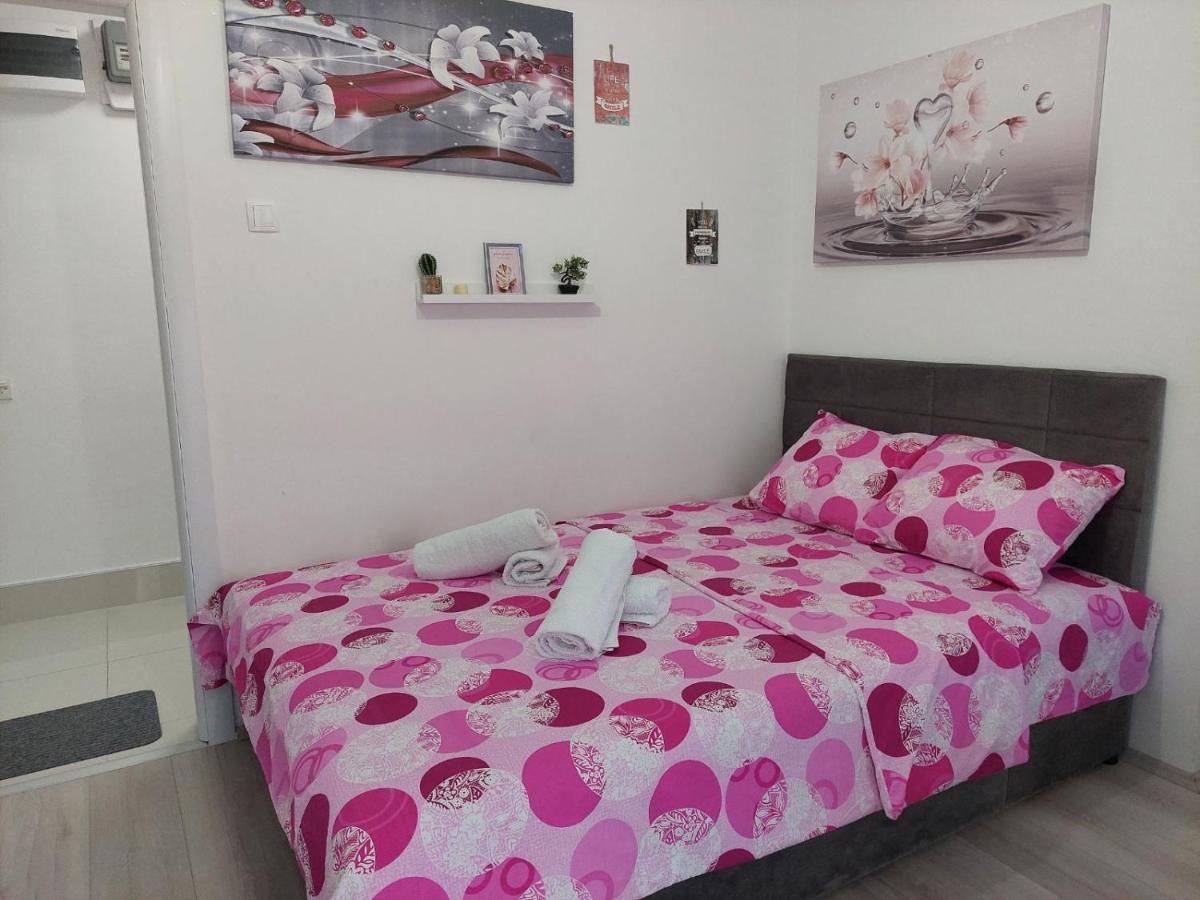 City Lux Apartments Skopje Esterno foto