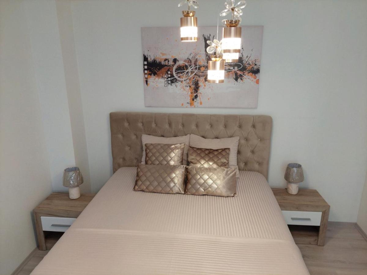 City Lux Apartments Skopje Esterno foto